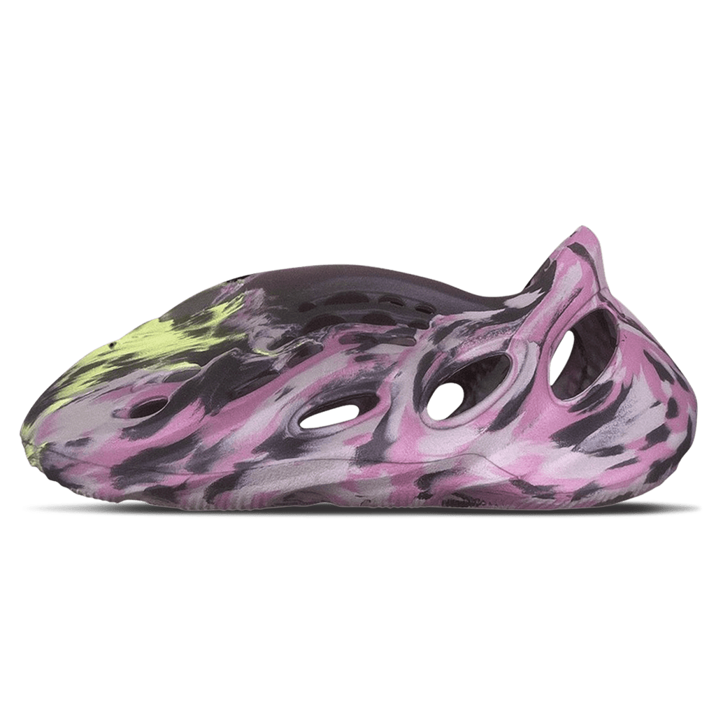 adidas Yeezy Foam Runner 'MX Carbon' Dropnews