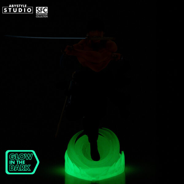 one piece figurine zoro glow in the dark x2